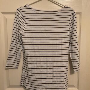 B&W Striped 1/4 Sleeve Top